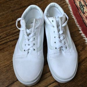 Vans Old Skool White women’s size 7.5
